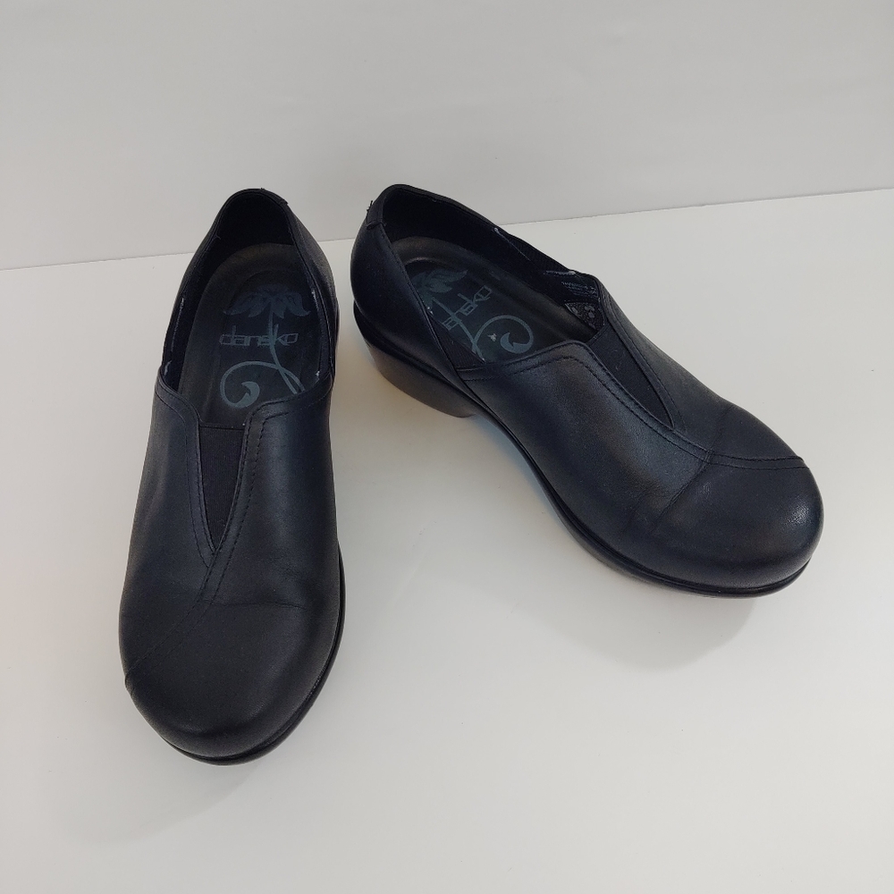 Dansko Arden Clog size 36 or US 5.5 Black